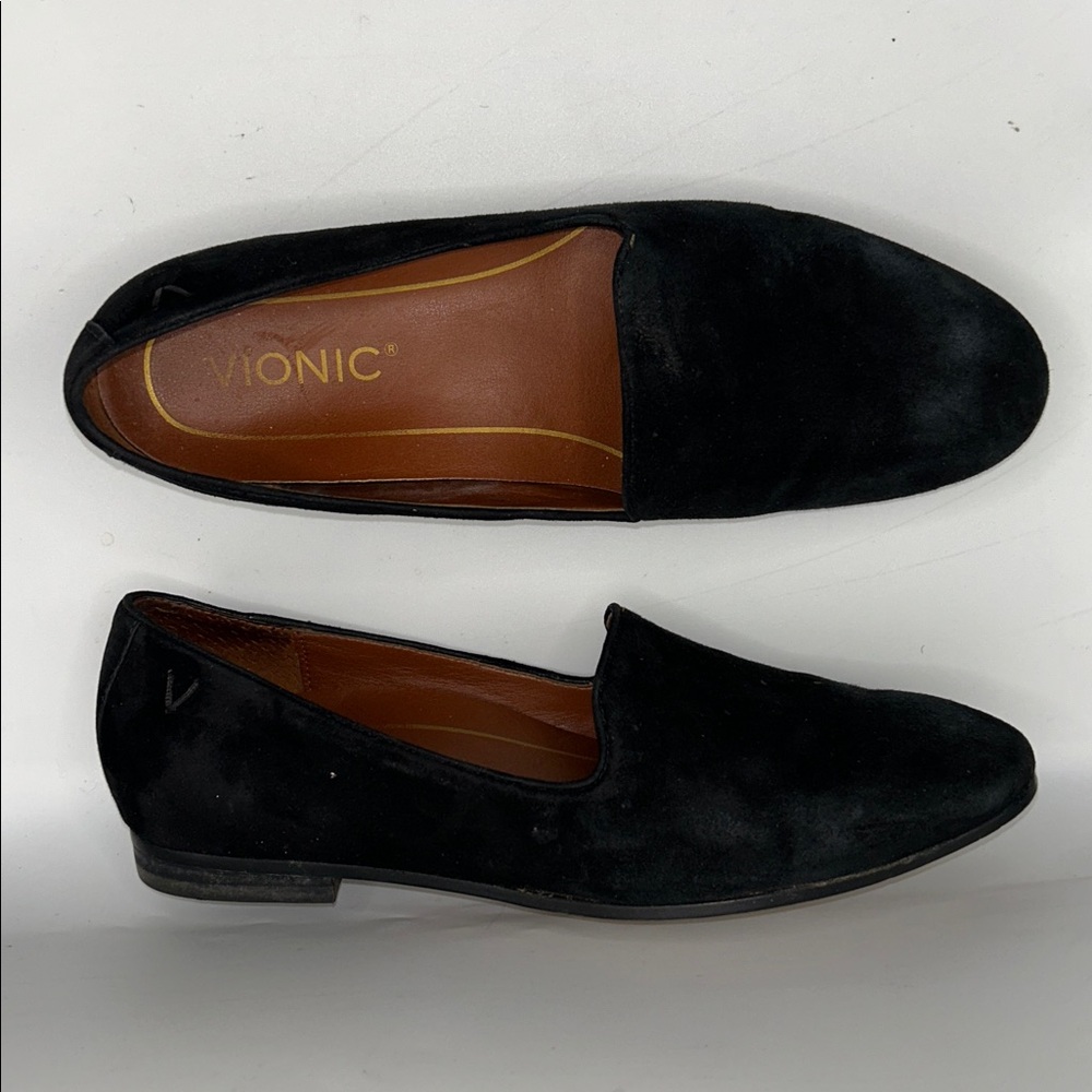 Vionic Women's Willa Suede Slip-Ons Loafers size 6